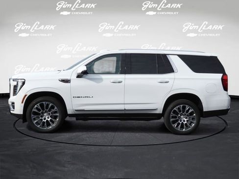 Used 2025 GMC Yukon Denali AWD/4WD image 28