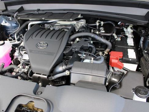 Certified 2026 Toyota Grand Highlander Platinum image 26