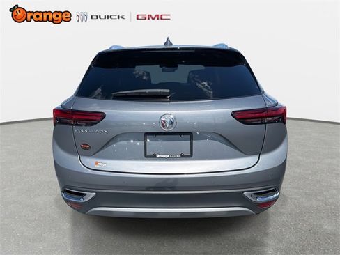 Used 2022 Buick Envision Essence w/ Technology Package I image 4