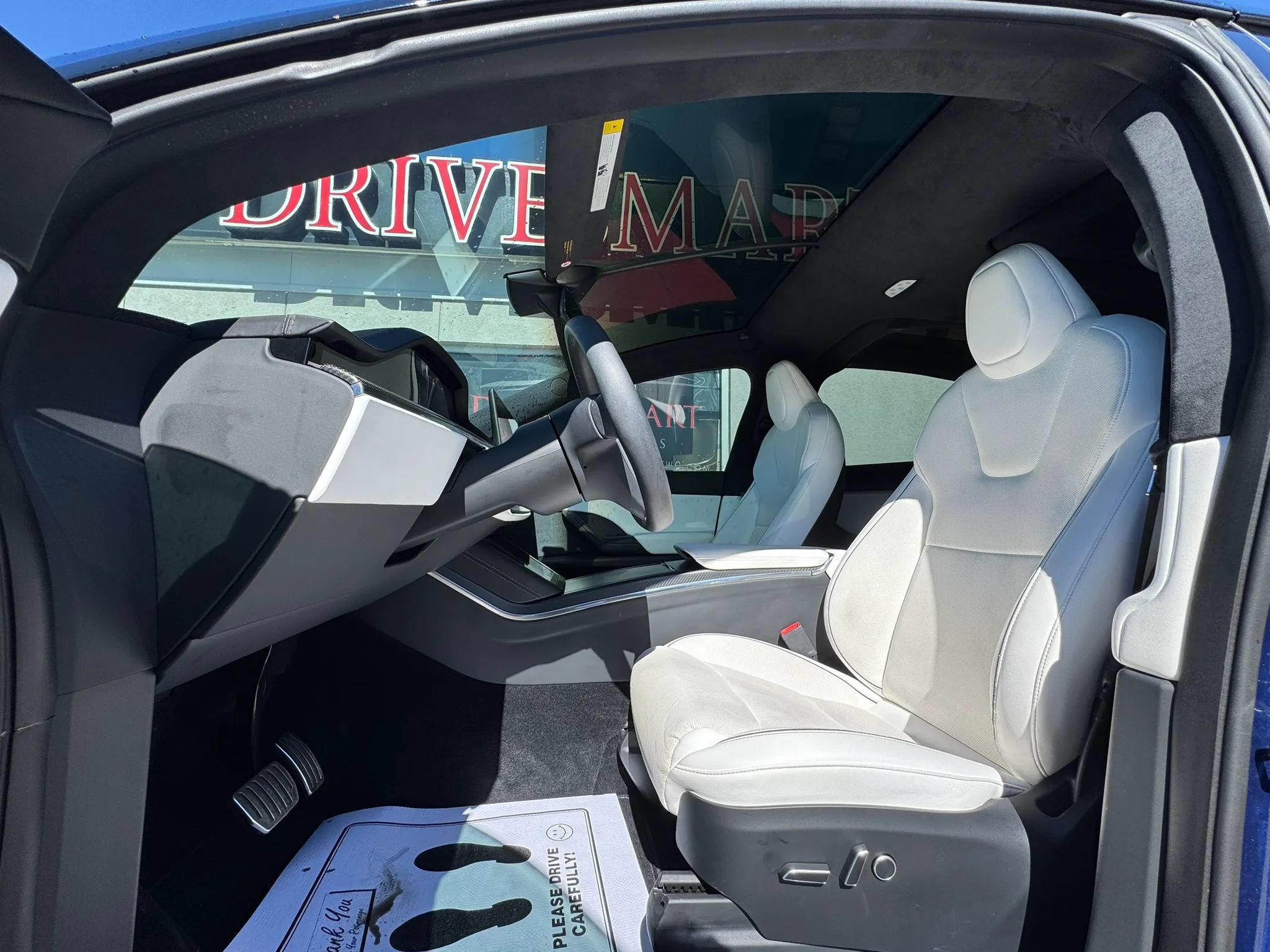 Used 2022 Tesla Model X Plaid AWD/4WD image 8