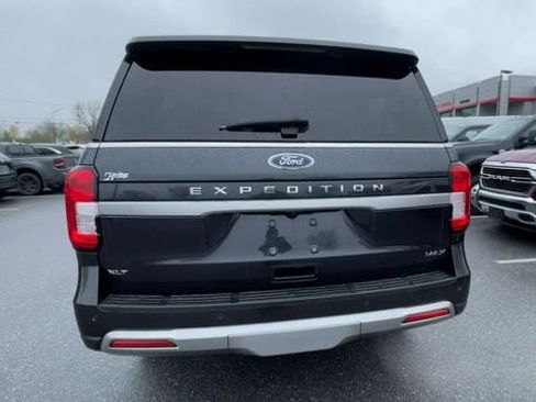 Used 2024 Ford Expedition Max XLT AWD/4WD image 3