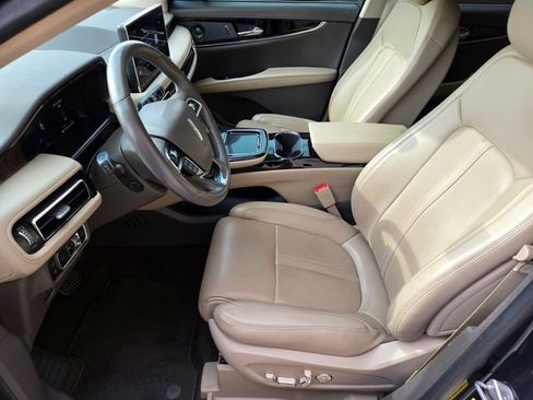 Used 2023 Lincoln Nautilus Reserve w/ Equipment Group 201A image 6