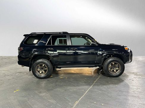 Used 2021 Toyota 4Runner TRD Off-Road Premium w/ Moonroof Package AWD/4WD image 2