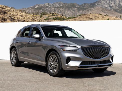 Used 2024 Genesis GV70 2.5T w/ Advanced Package AWD/4WD image 4