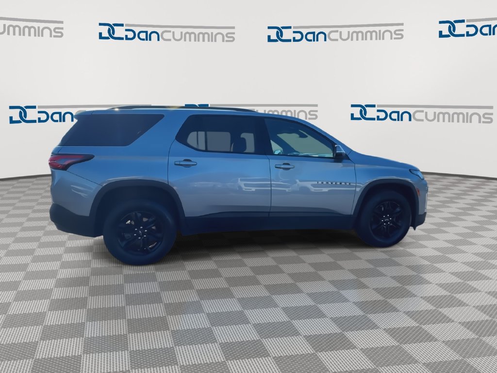 Used 2023 Chevrolet Traverse LS w/ Midnight/Sport Edition FWD image 9