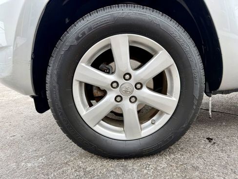 Used 2006 Toyota RAV4 Limited image 22