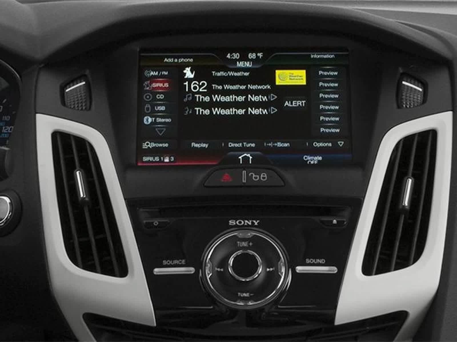 Used 2014 Ford Focus SE FWD image 14