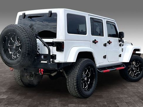 Used 2015 Jeep Wrangler Unlimited Sahara w/ Connectivity Group image 14