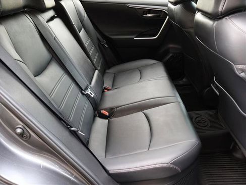 Used 2021 Toyota RAV4 Limited AWD/4WD image 25