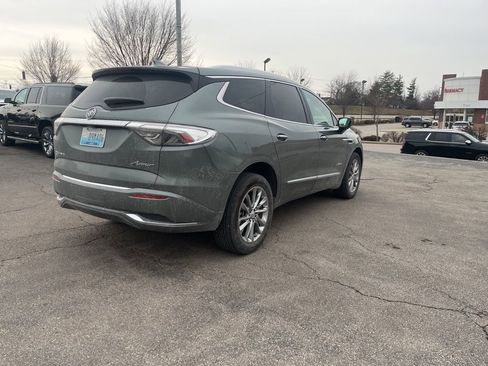 Used 2023 Buick Enclave Avenir image 3