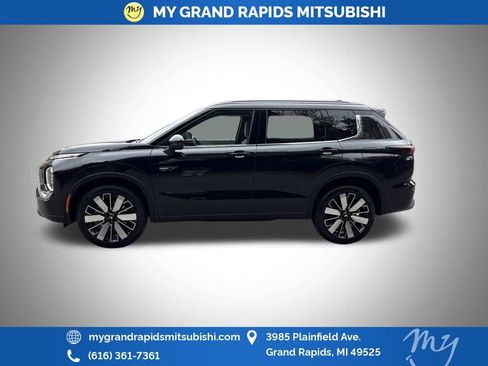 New 2026 Mitsubishi Outlander SEL AWD/4WD image 2