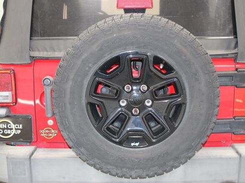 Used 2010 Jeep Wrangler Unlimited Sport image 47