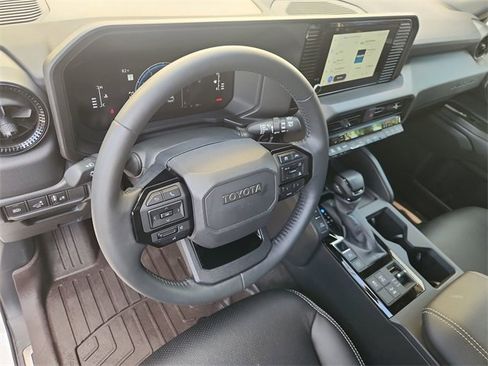 Used 2025 Toyota Land Cruiser image 10