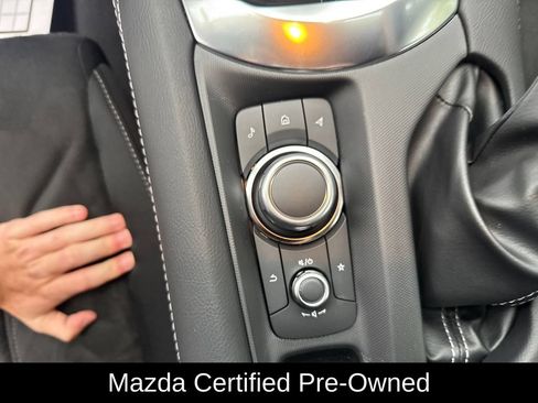 Certified 2025 MAZDA MX-5 Miata Club w/ Appearance Package RWD image 36