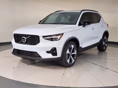 Certified 2026 Volvo XC40 B5 Plus w/ Protection Package Premier