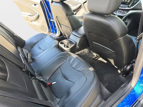 Used 2018 Chevrolet Volt LT w/ Comfort Package image 13