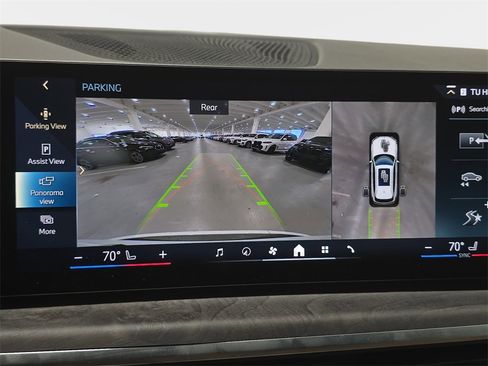 Used 2026 BMW X5 sDrive40i w/ Executive Package image 22