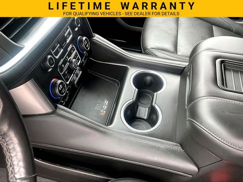 Used 2023 Chevrolet Tahoe Z71 w/ Luxury Package AWD/4WD image 15