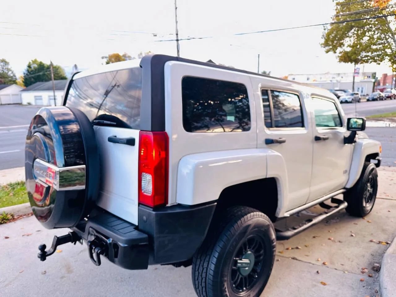 Used 2007 HUMMER H3 AWD/4WD image 7