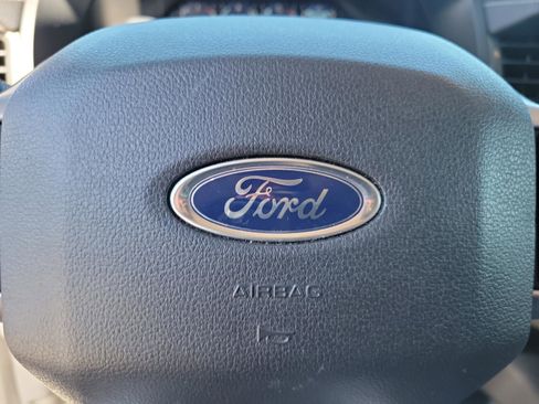 Used 2024 Ford Expedition Max XLT image 25