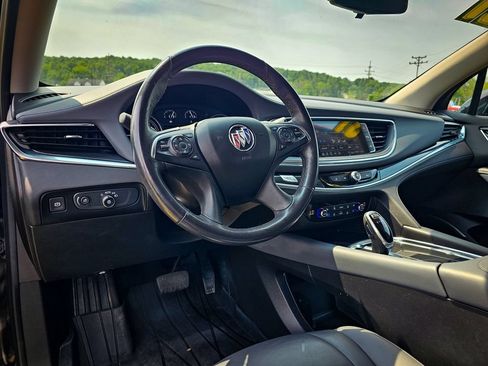 Used 2021 Buick Enclave Premium w/ Surround and Sites Package AWD/4WD image 17
