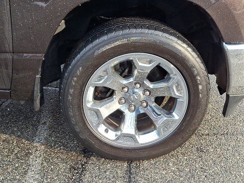 Certified 2019 RAM 1500 Big Horn image 9