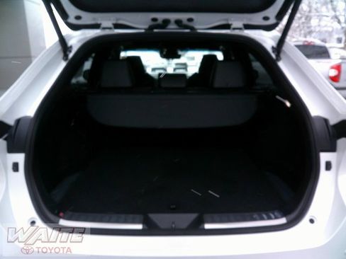 Certified 2024 Toyota Venza Nightshade image 27