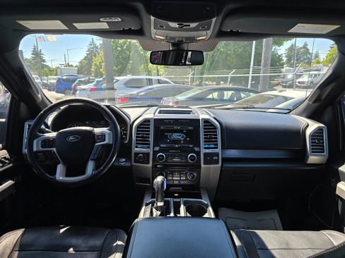 Used 2015 Ford F150 Lariat w/ Equipment Group 502A Luxury AWD/4WD image 10