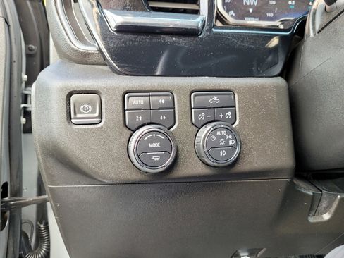 Used 2024 Chevrolet Silverado 1500 RST w/ Z71 Off-Road Package image 24