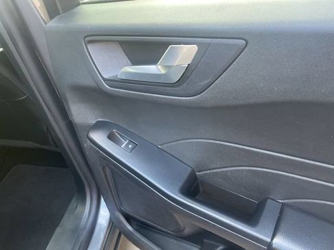 Used 2022 Ford Escape SEL AWD/4WD image 46
