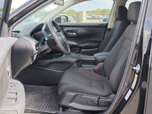 Used 2024 Honda HR-V LX image 11