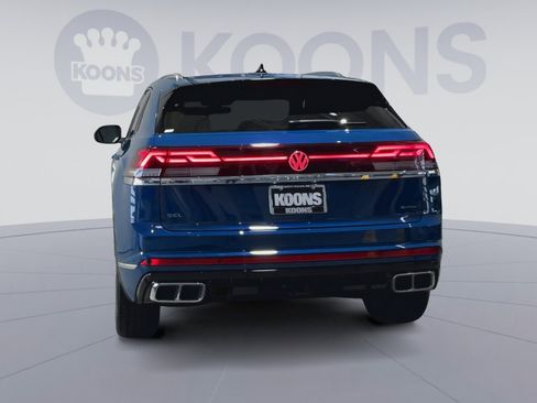 Used 2025 Volkswagen Atlas Cross Sport SEL Premium R-Line AWD/4WD image 10