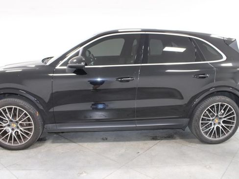 Used 2019 Porsche Cayenne AWD/4WD image 6