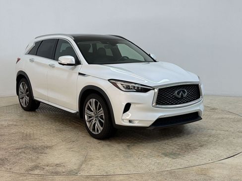 Used 2023 INFINITI QX50 Sensory AWD/4WD image 7