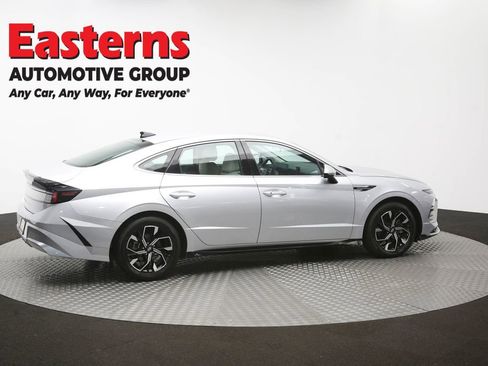 Used 2025 Hyundai Sonata SEL FWD image 43