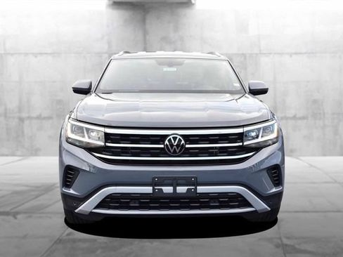 Certified 2023 Volkswagen Atlas Cross Sport SE w/ Black Wheel Package AWD/4WD image 4