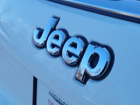 Used 2020 Jeep Compass Limited image 6