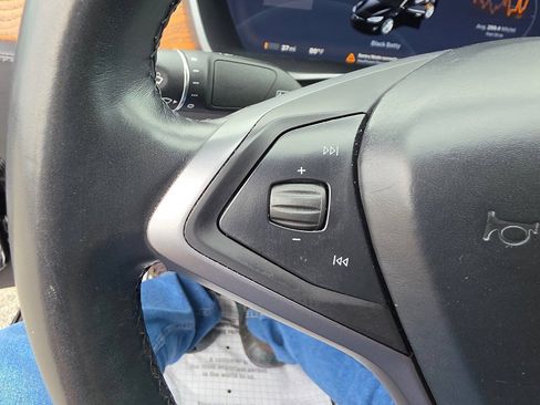 Used 2019 Tesla Model S Long Range AWD/4WD image 31