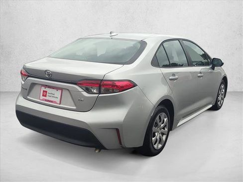 Certified 2025 Toyota Corolla LE image 5