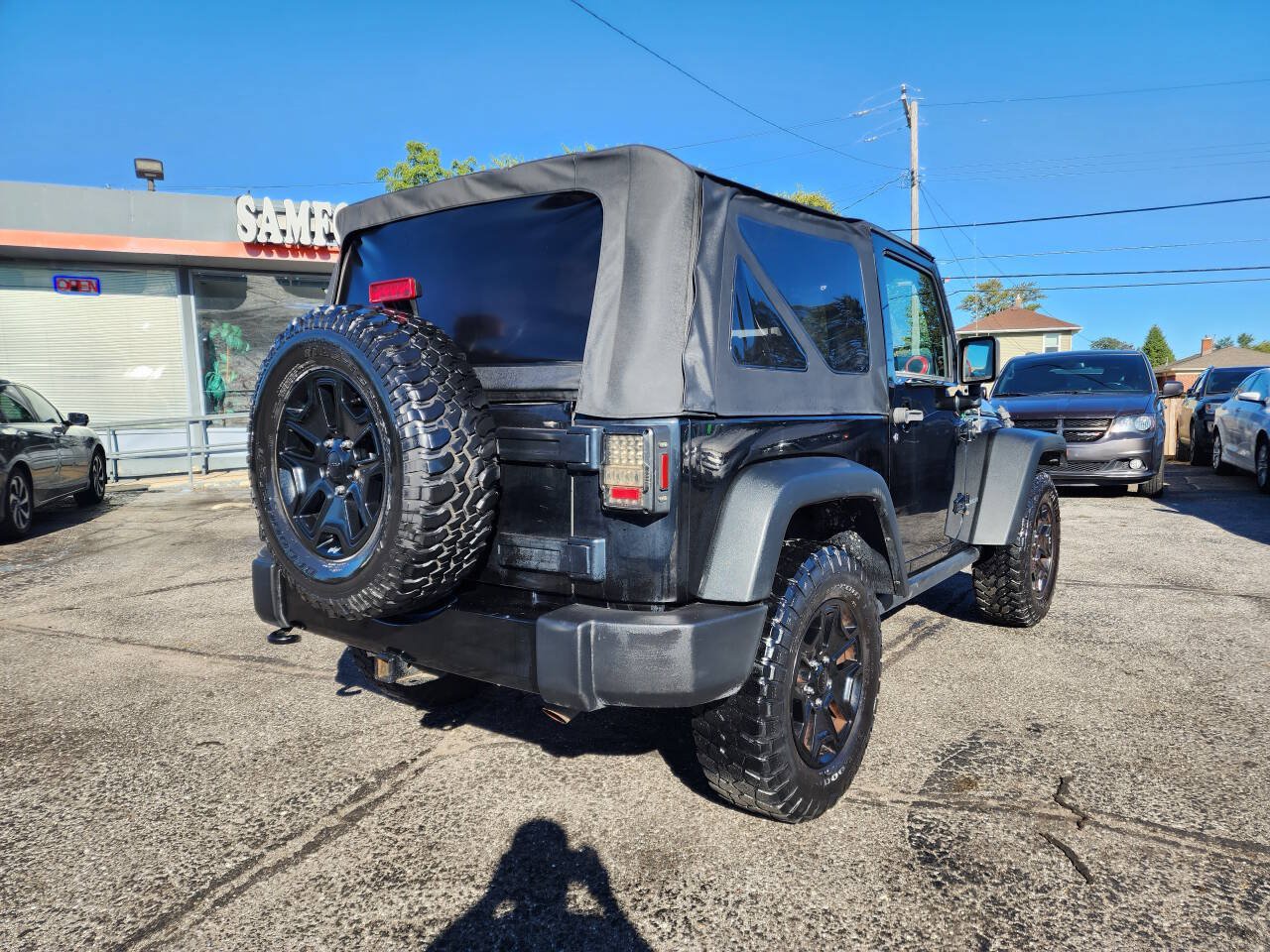 Used 2016 Jeep Wrangler Sport AWD/4WD image 5
