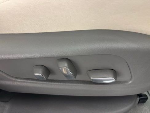 Used 2023 Cadillac XT5 Premium Luxury image 20