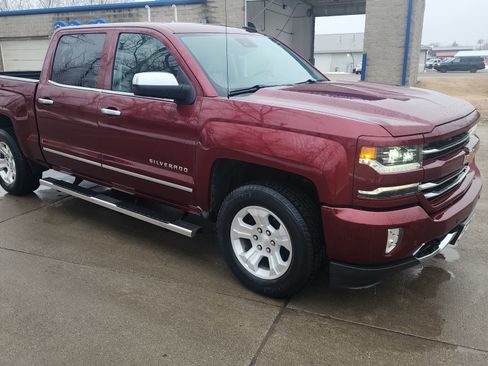 Used 2016 Chevrolet Silverado 1500 LTZ Z71 w/ LTZ Plus Package image 3