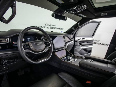 Used 2023 Jeep Grand Wagoneer Series III w/ Rear Seat Video Group 1 image 20