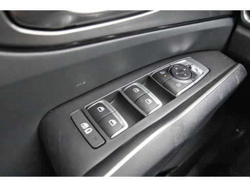 Certified 2026 Kia Sorento LX FWD image 22