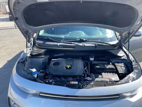 Used 2022 Kia Soul LX w/ Technology Package image 19