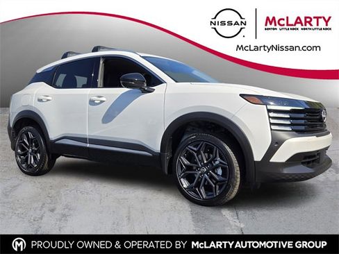 New 2026 Nissan Kicks SR image 1