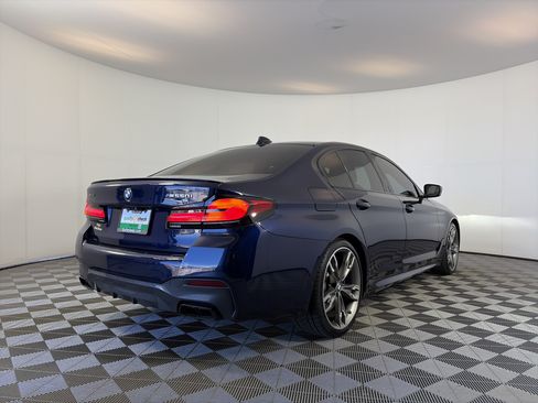 Used 2021 BMW M550i xDrive w/ Dynamic Handling Package AWD/4WD image 10