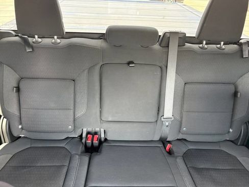 Used 2020 GMC Sierra 1500 Elevation w/ Elevation Value Package RWD image 5