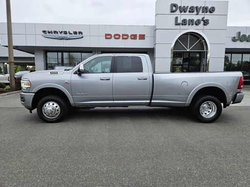 Used 2021 RAM 3500 Laramie AWD/4WD image 2