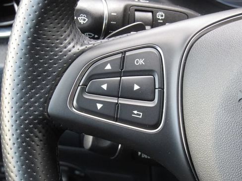 Used 2023 Mercedes-Benz Metris Passenger image 26
